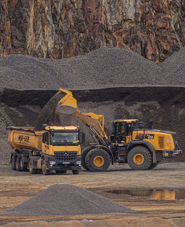 Engins de chantier sur un projet d'infrastructure